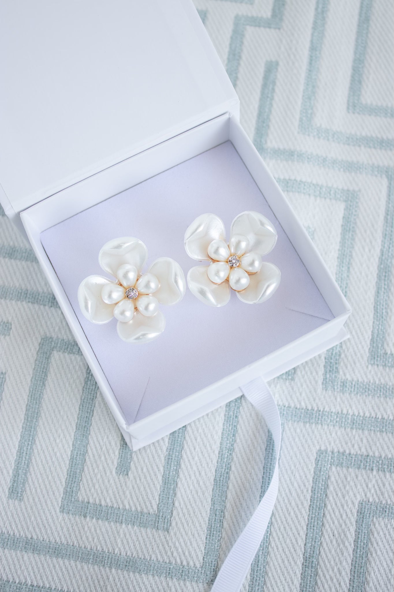 Emily Acrylic Studs I