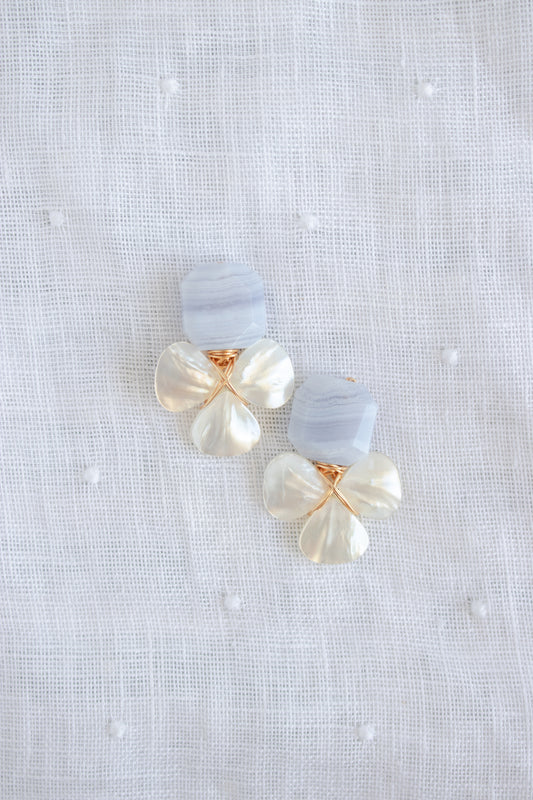 Quartz Agate Clover Leaf