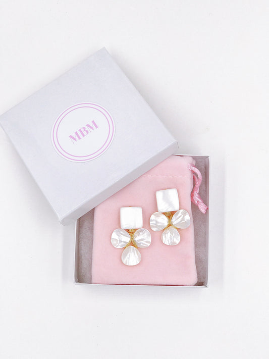 Callie Clover Leaf Dangles