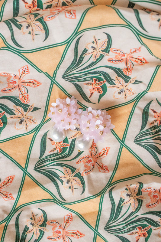 Magnolia Pearl Drops • Light Pink