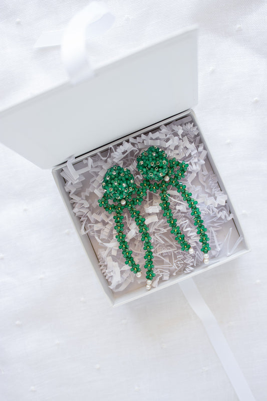 Hydrangea Floral Bow • Green