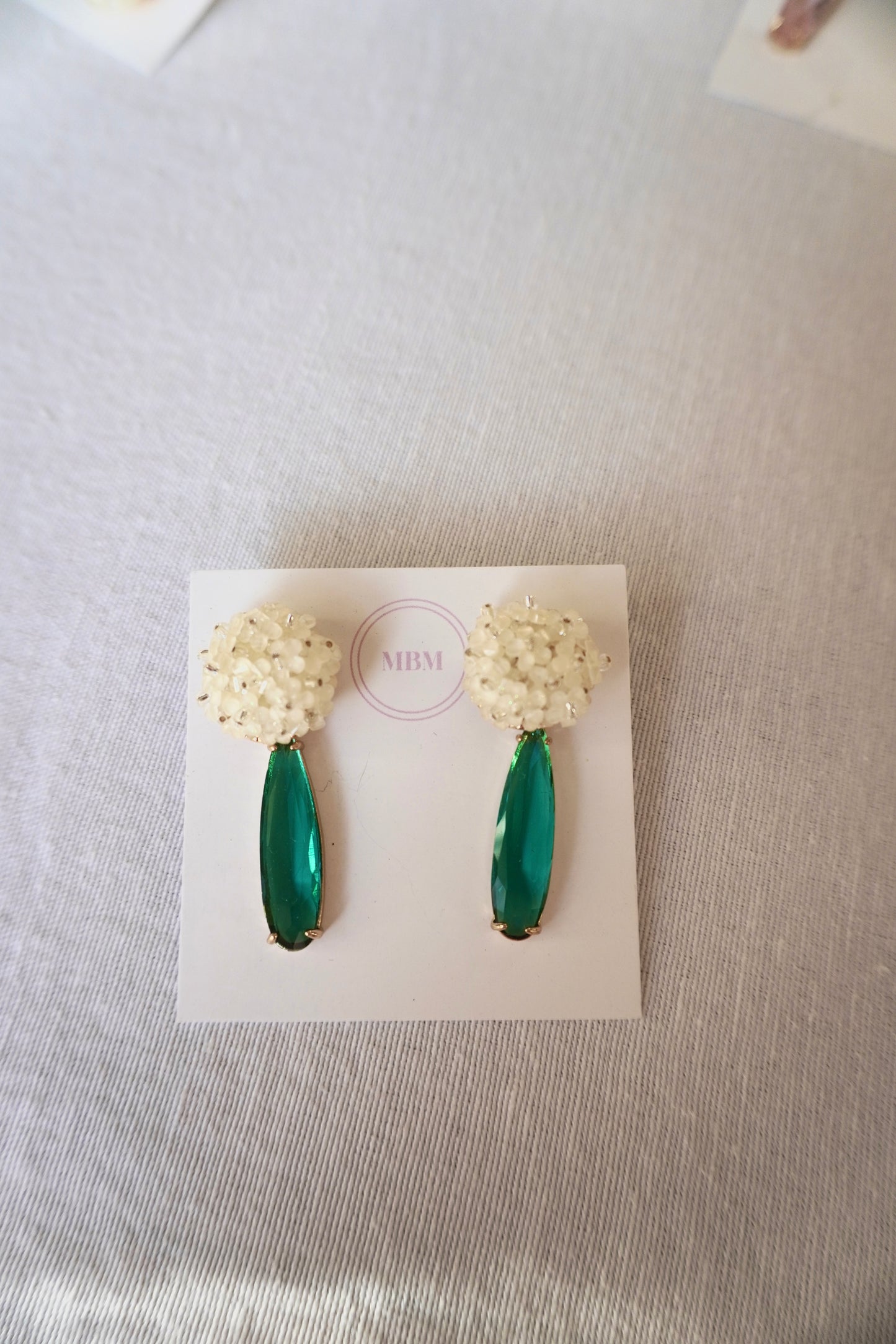 Noelle Hydrangea Dangles • Green